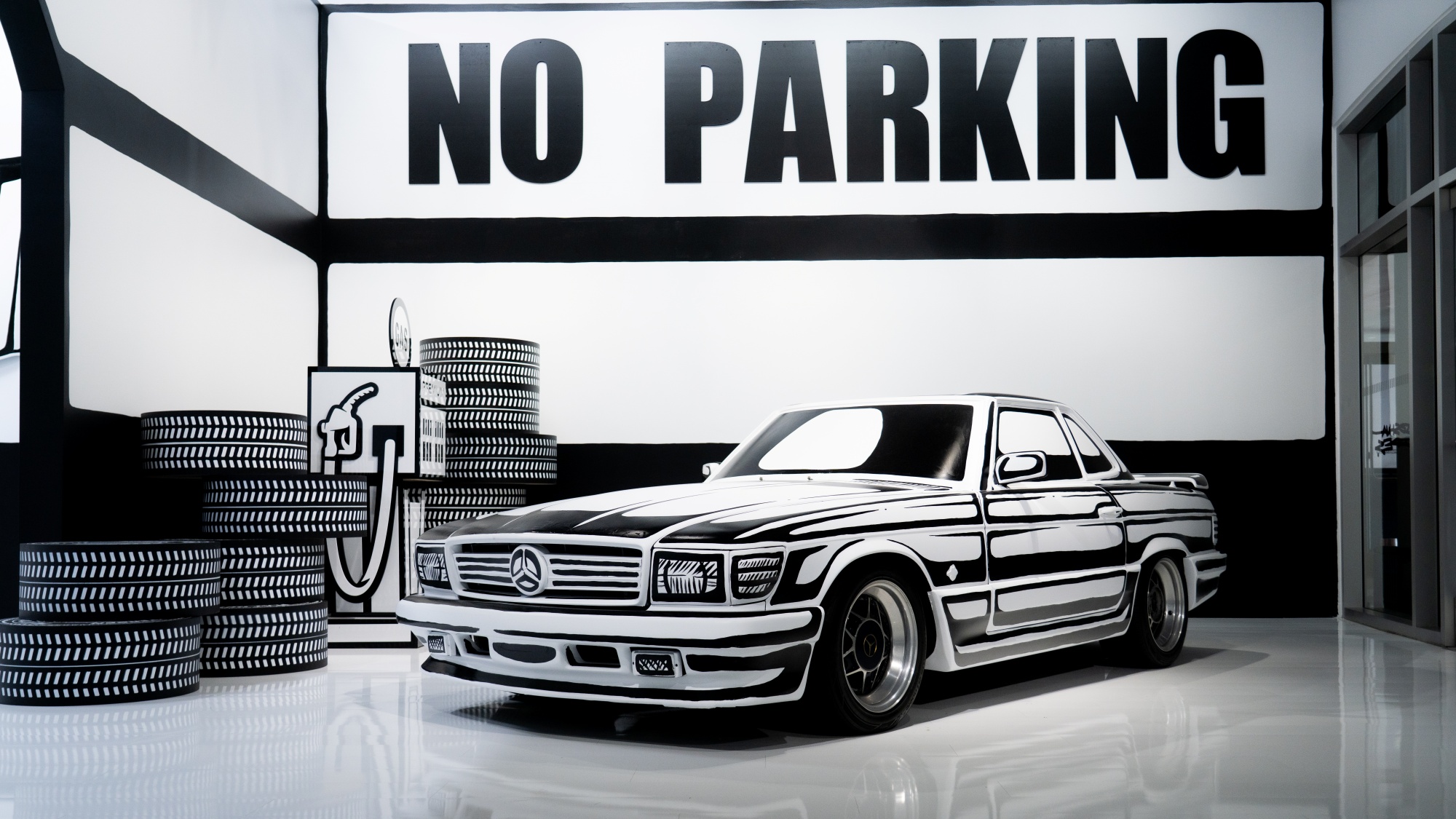 nbclosangeles.com - Alysia Gray Painter - The art of Joshua Vides ups the cool contrast at Petersen Automotive Museum