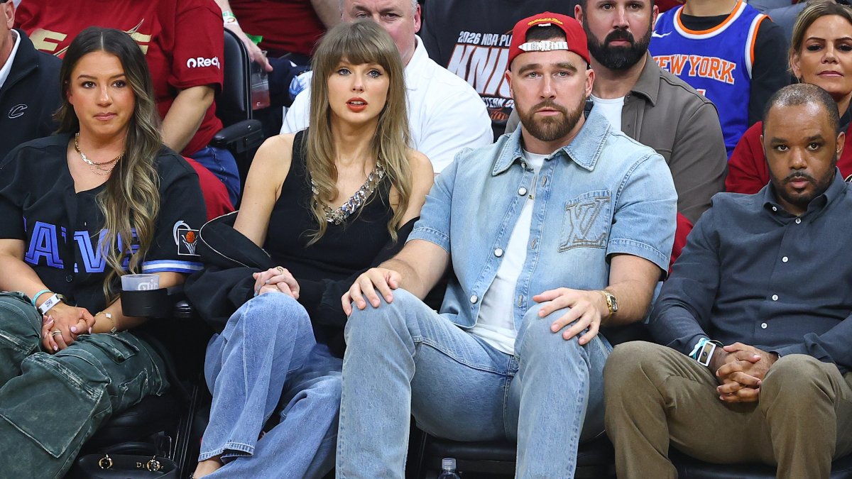 Courtside chair Taylor Swift sat in for Cavs-Knicks game is up for auction