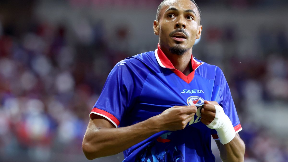 Haiti changes World Cup jersey after FIFA rejection