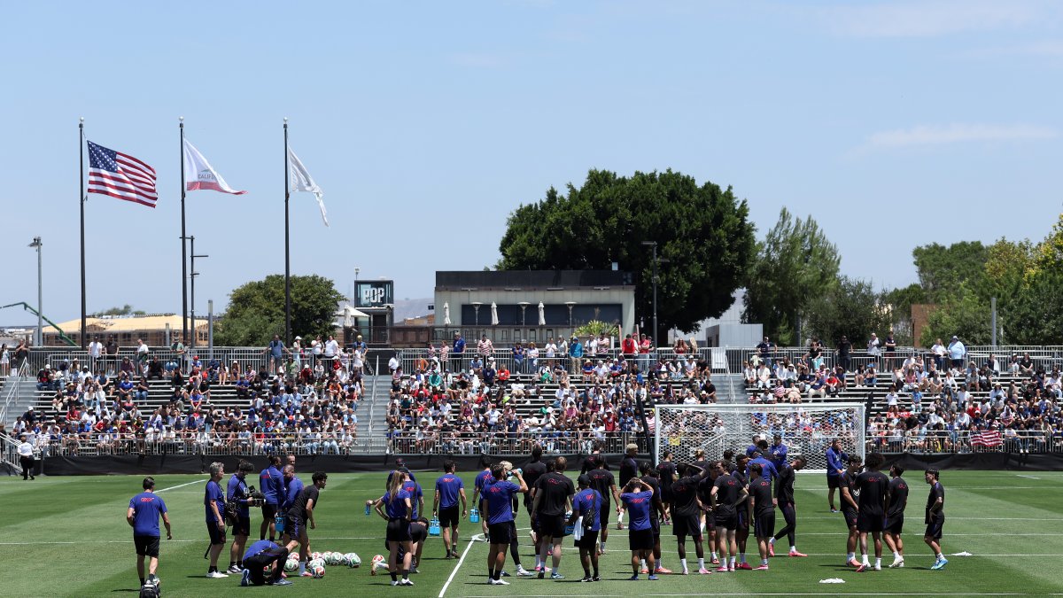 US team settles into World Cup training base in Irvine – NBC Los Angeles