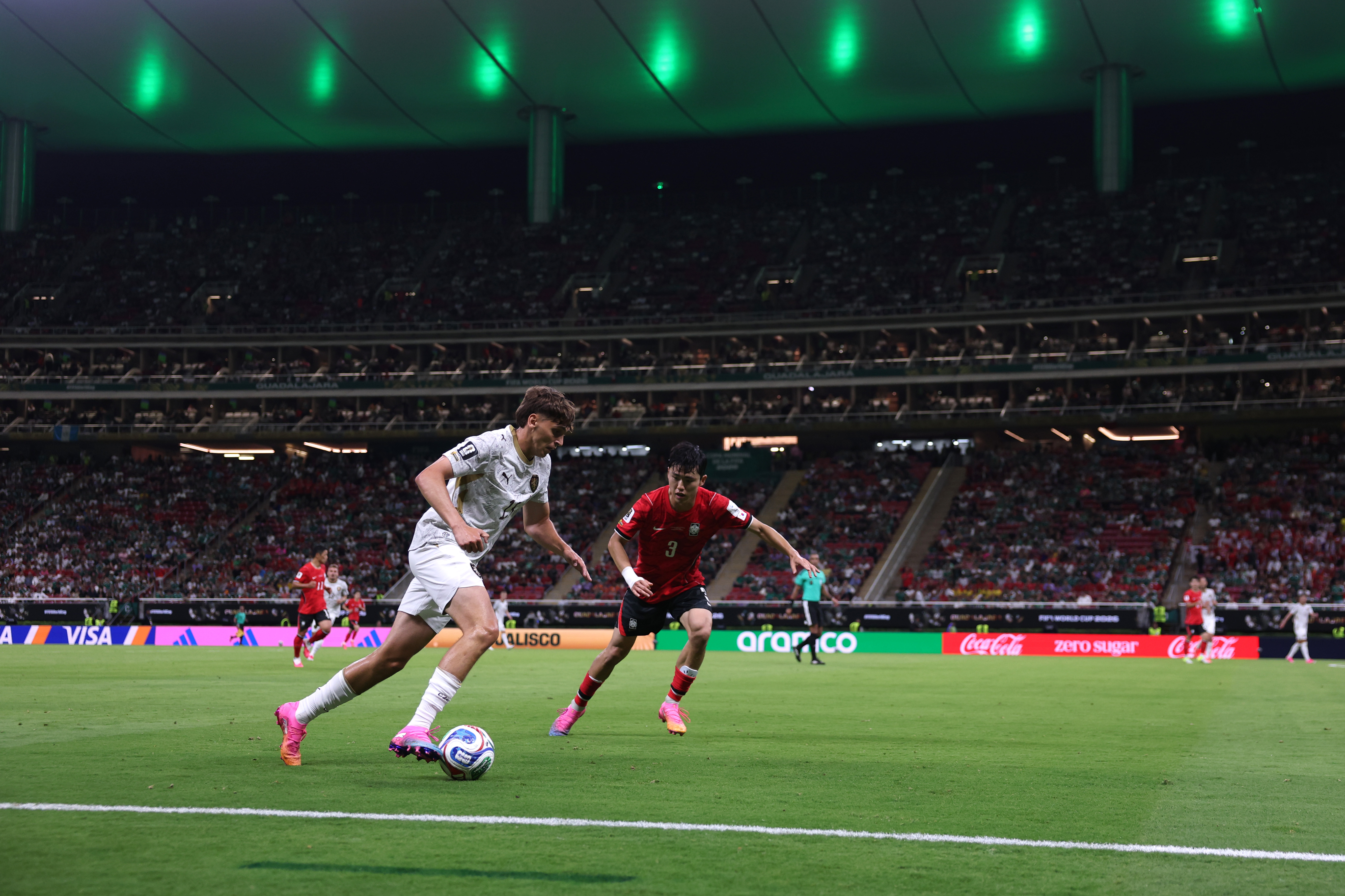 Empty seats on World Cup’s opening day renew ticket price concerns – NBC Los Angeles