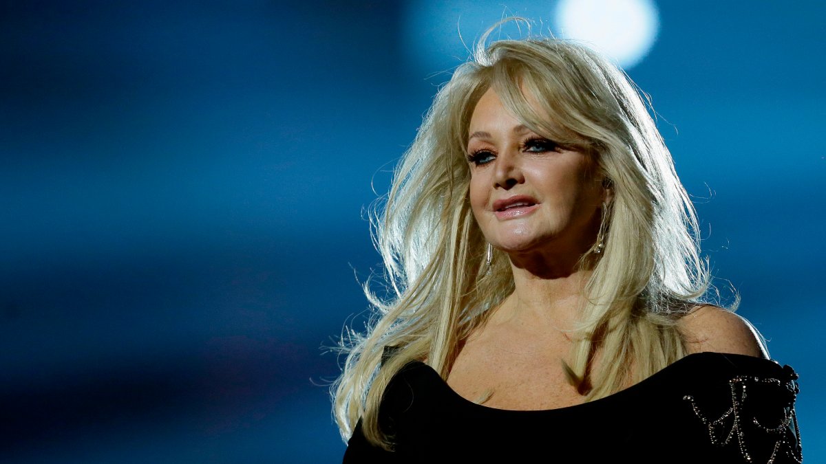 Bonnie Tyler, known for hit song ‘Total Eclipse of the Heart,' has died at 75