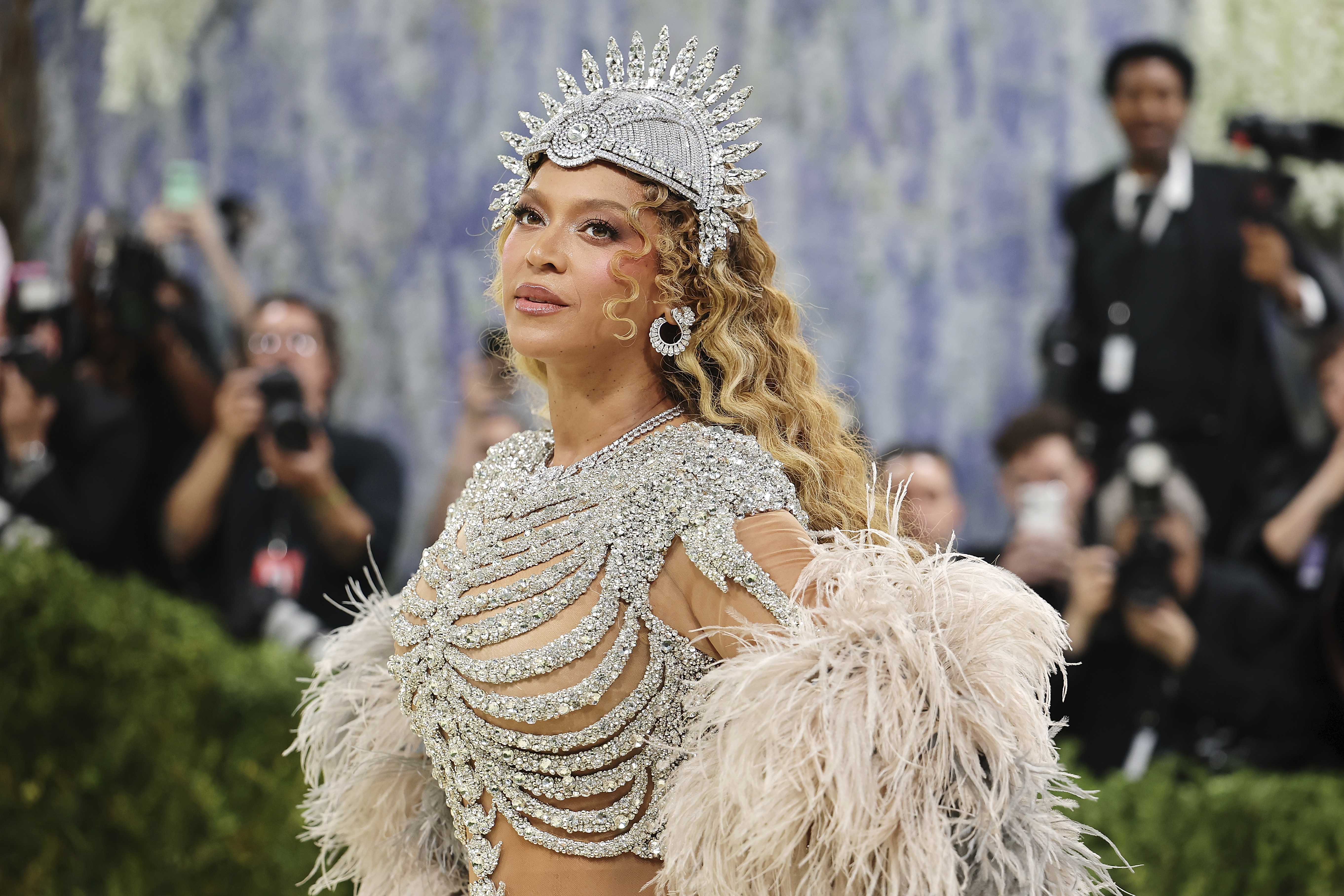 Beyoncé surprises fans with a Fourth of July gift — and teases countdown to ‘B'Day' reissue