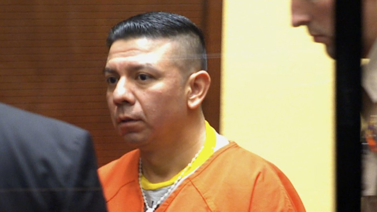 Ex-Glendale firefighter to return to court Oct. 21 for wife's murder