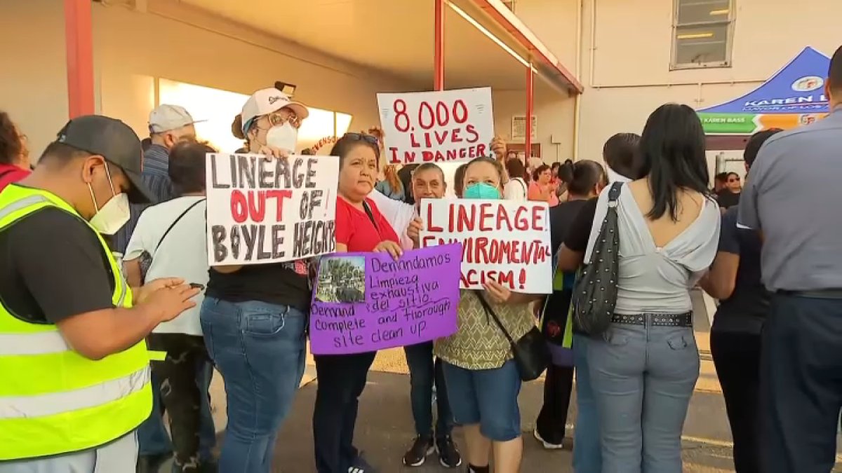 Frustration boils over at Boyle Heights town hall for Lineage warehouse fire