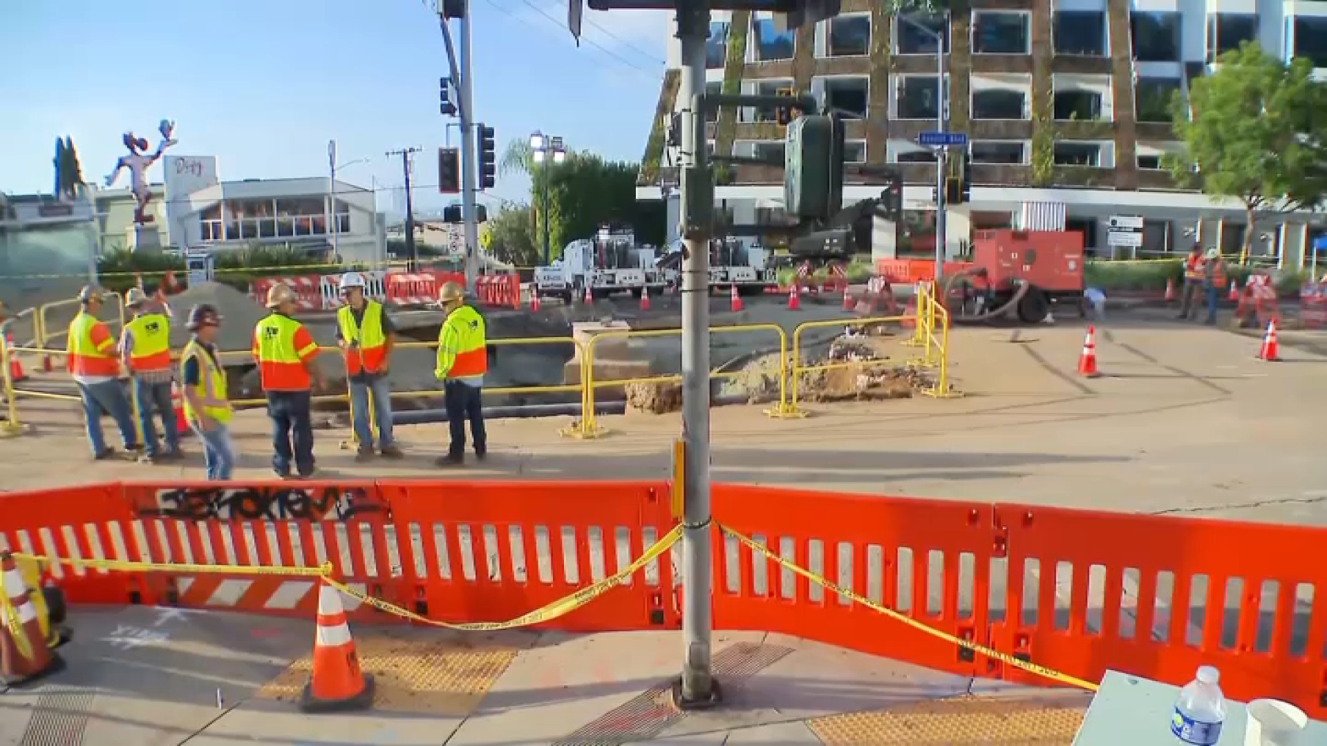 nbclosangeles.com - Camilla Rambaldi - LADWP hopes to reopen Sunset Boulevard in West Hollywood by end of week after water main break