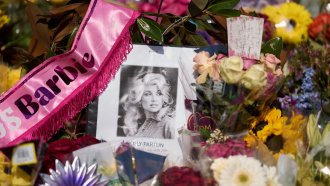 Tennessee moves to rename Nashville International Airport in Dolly Parton’s honor (3)