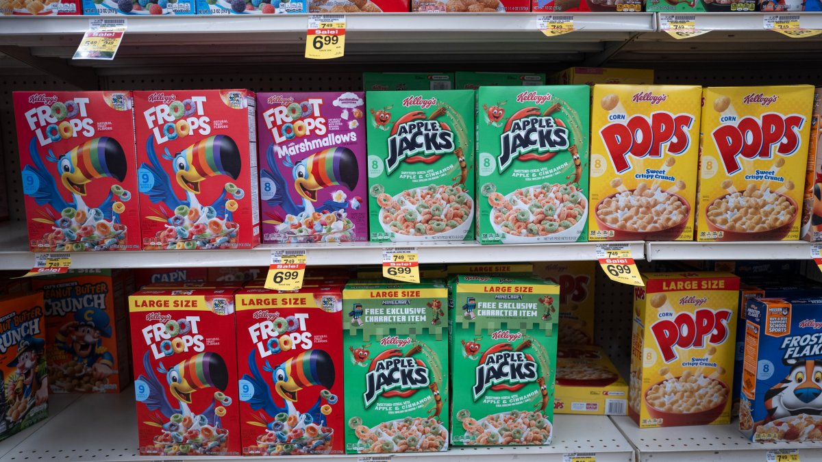 Kellogg says it's removing artificial dyes from cereals by the end of this year