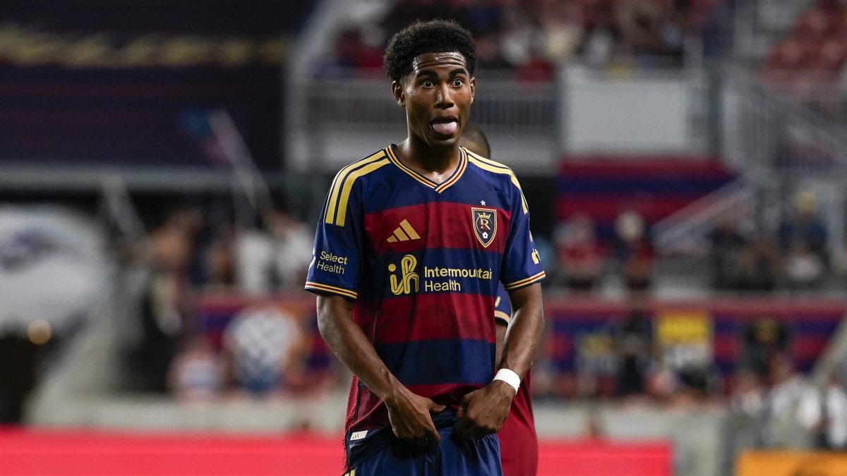 Rising USMNT youngster Zavier Gozo joins Premier League club Crystal Palace