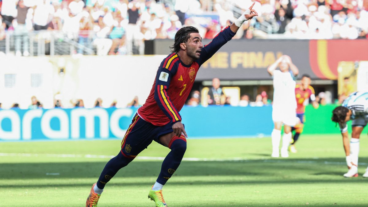 Does Ferran Torres rewatch his World Cup winner? ‘A thousand times,' he says