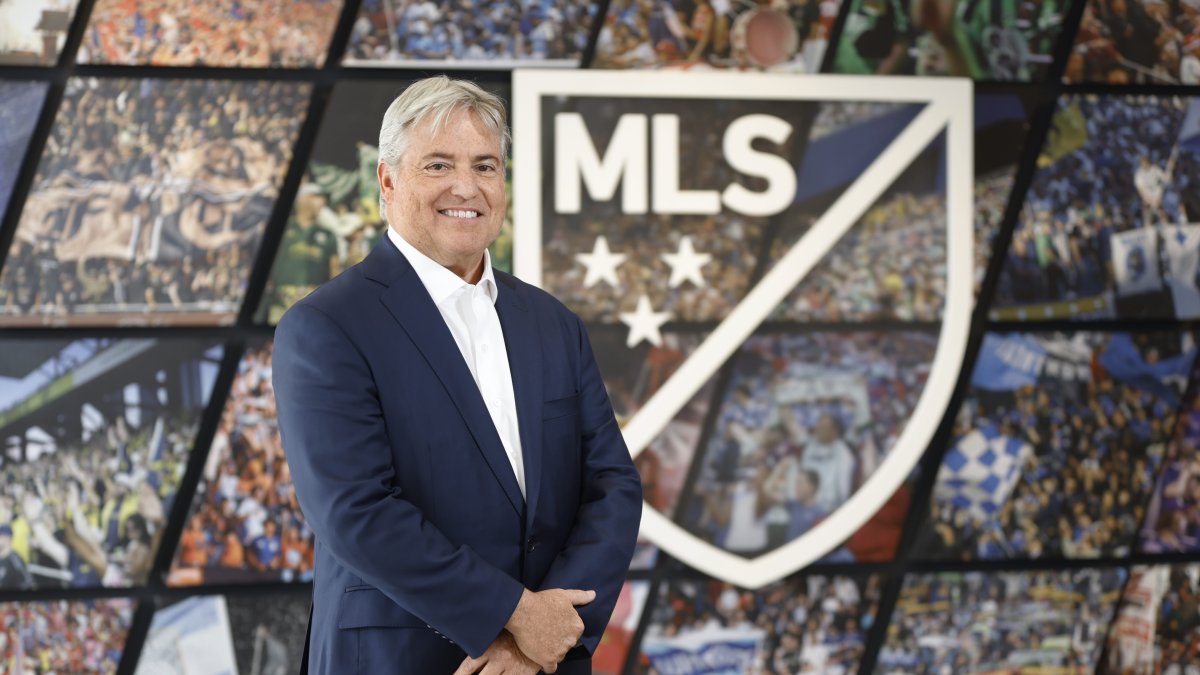 LAFC co-owner Larry Berg announced as next MLS commissioner
