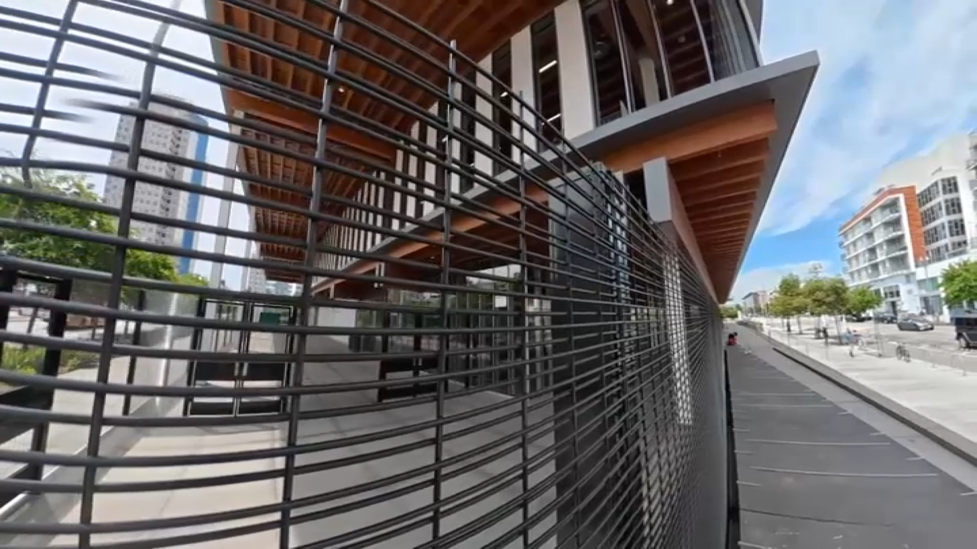 nbclosangeles.com - Mekahlo Medina - Long Beach says library fence cost $790K. Records show $418K in construction costs