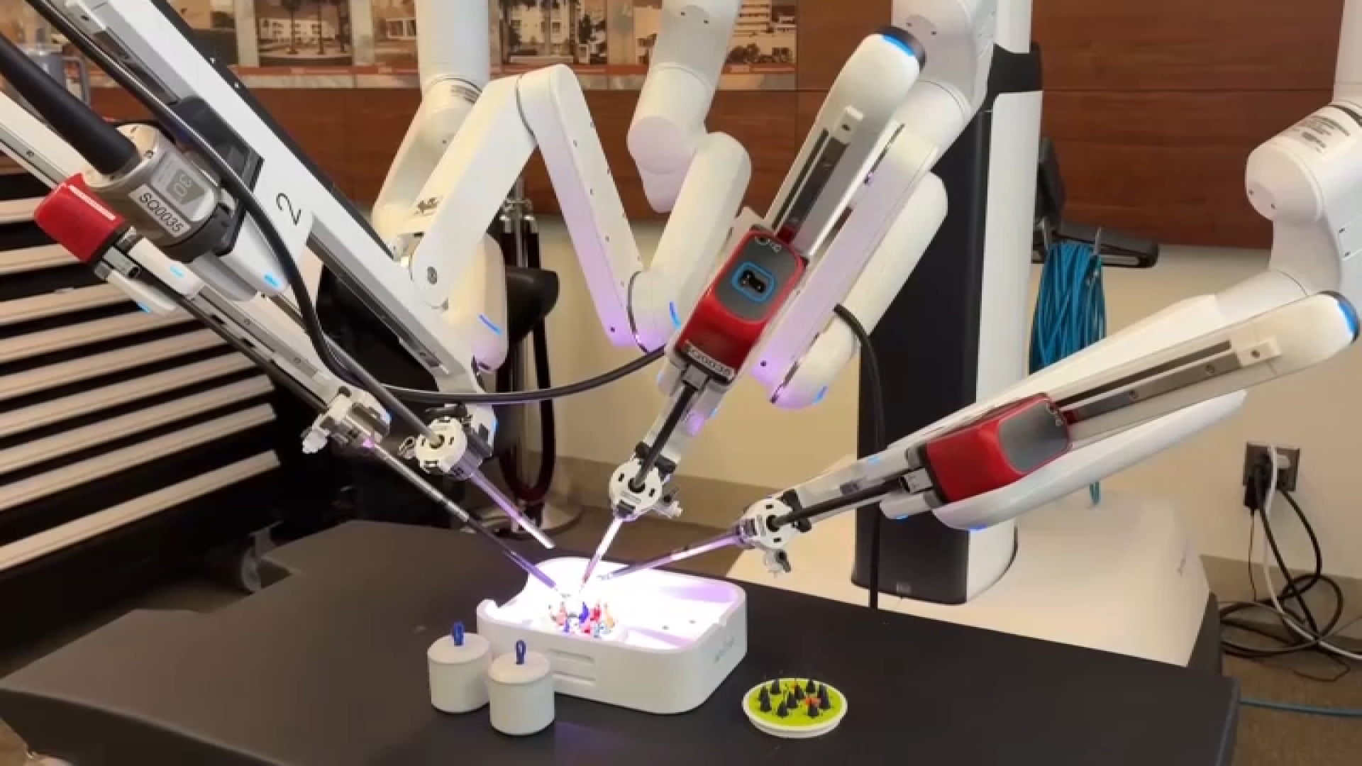 nbclosangeles.com - Karla Rendon - Pomona hospital upgrades its surgical robots