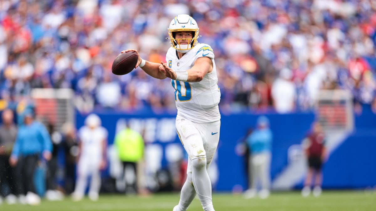 Tom Brady roasts Chargers' Justin Herbert after ‘meatball sub' throw - NBC Los Angeles