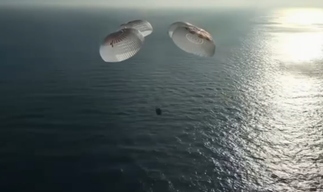 SpaceX crew capsule splashes down off Los Angeles