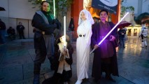 Jedis, droids, and the occasional Stormtrooper will be out in front of the TCL Chinese Theatre from the evening of Dec. 7 through Dec. 14, 2017.
