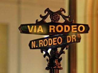 Beverly Hills Plot Hits Market for Record $1B Price Tag