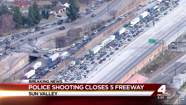 Freeway Shut Down After Murder Suspect Chase Ends In Shooting Freeway Shut Down After Murder Suspect Chase Ends In Shooting