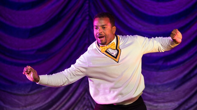 fresh prince star alfonso ribeiro sues fortnite maker for using carlton dance - rapper sues fortnite for stealing dance