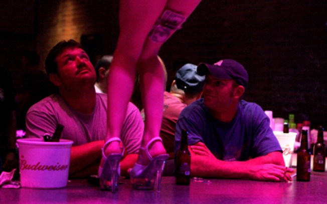 southern california strip clubs Woman play with cum