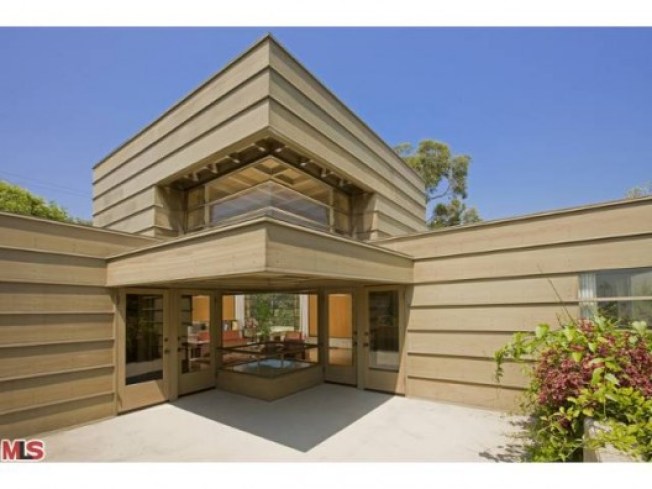 New To Market: Schindler's How House In Silver Lake