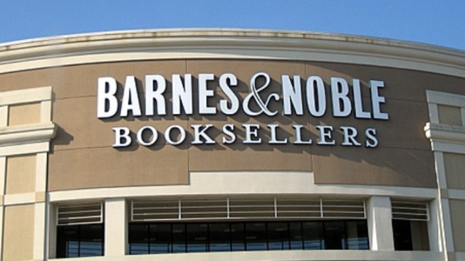 Pin Pads Hacked In 63 Barnes Noble Stores Nbc Southern California