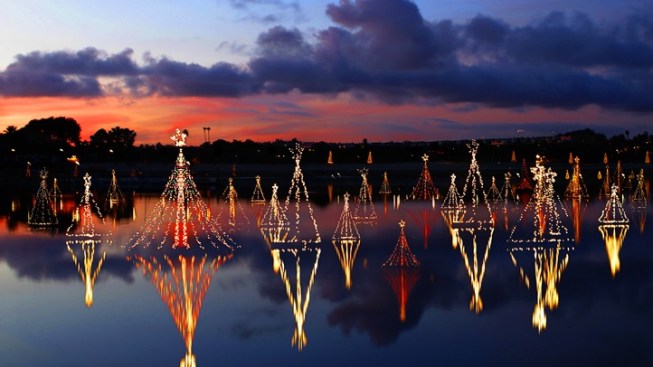 Newport Dunes Tradition: Lighting of the Bay